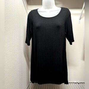 Venus flare ladies black blouse, size small